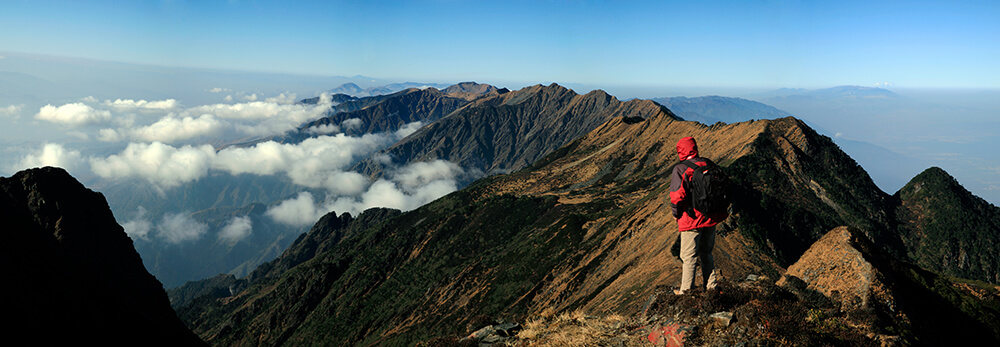 2苍山-世界屋脊的屋檐-赵康才摄影.jpg