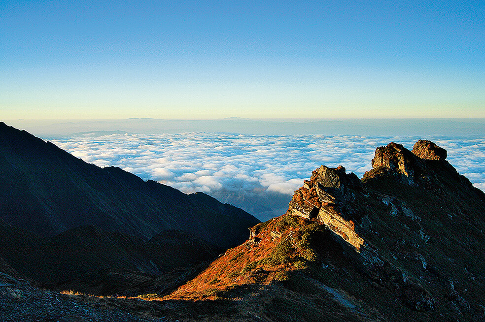 4苍山变质岩地貌景观.JPG